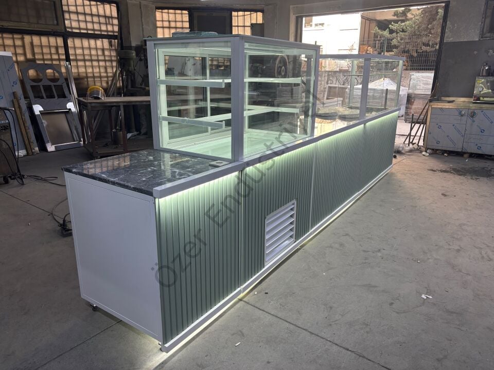 Pilav ve Çorba Tezgahı – Pasta Dolaplı 400 Cm Set
