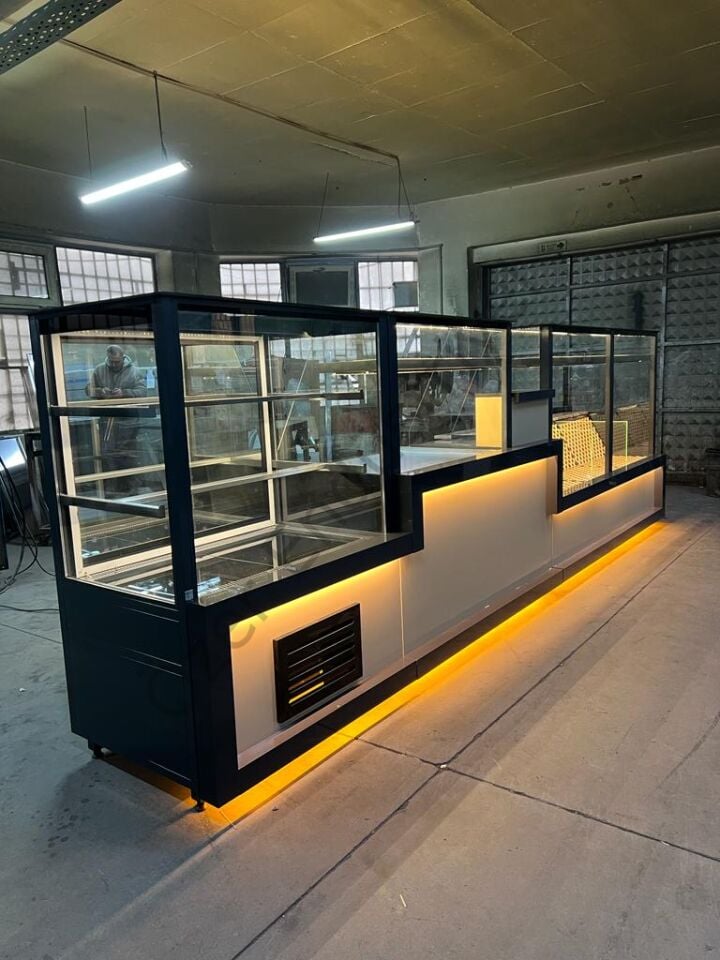 450 Cm Ekmek Börek ve Pasta Teşhir Reyonu